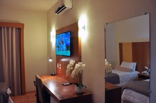 Standard Tek Büyük veya İki Ayrı Yataklı Oda, 1 Çift Kişilik veya 2 Tek Kişilik Yatak