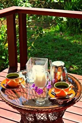 Deluxe Tek Büyük Yataklı Oda, 1 Büyük (Queen) Boy Yatak, Sigara İçilmez, Göl Manzaralı