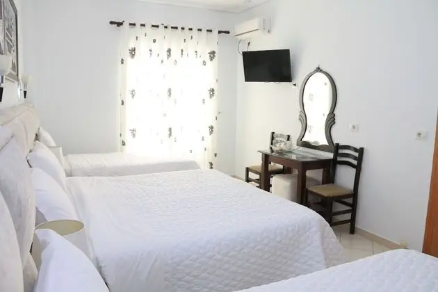 Basic Üç Kişilik Oda