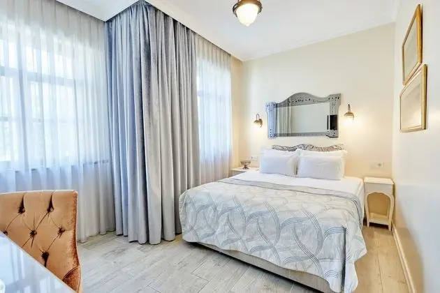 Deluxe Büyük Yataklı Tek Kişilik Oda
