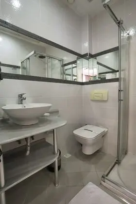 Deluxe Büyük Yataklı Tek Kişilik Oda