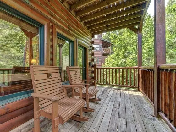 Kulübe (Celebration Lodge)