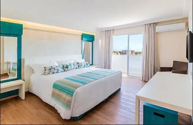 Premier Casal (Não Pet Friendly) - Incluso acesso ao Parque Aquático Hot Beach Olímpia