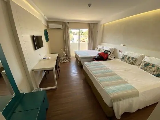 Premier Família Pet Friendly - Incluso acesso ao Parque Aquático Hot Beach Olímpia