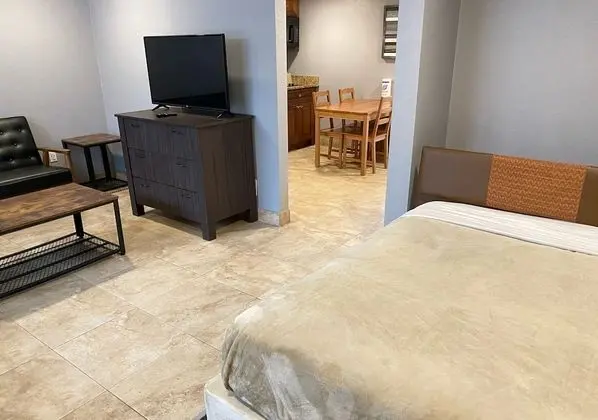 Superior Suite, 1 King Bed and 1 Murphy Bed