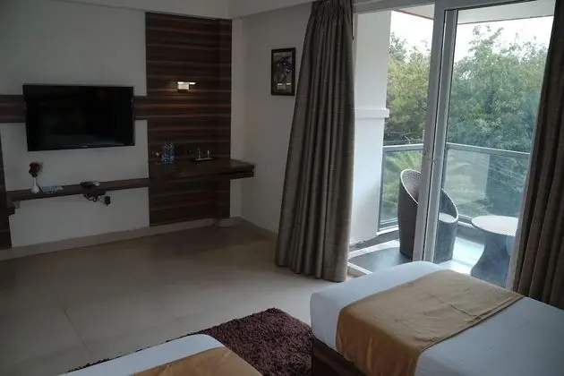 Luxury Tek Büyük Yataklı Oda