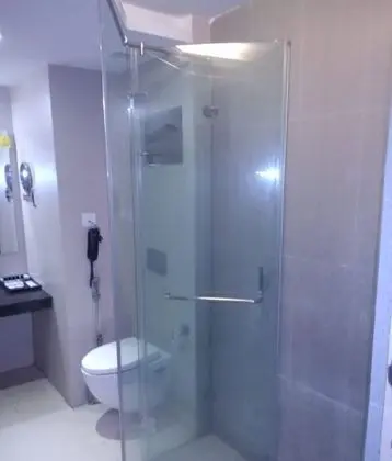 Luxury Tek Büyük Yataklı Oda