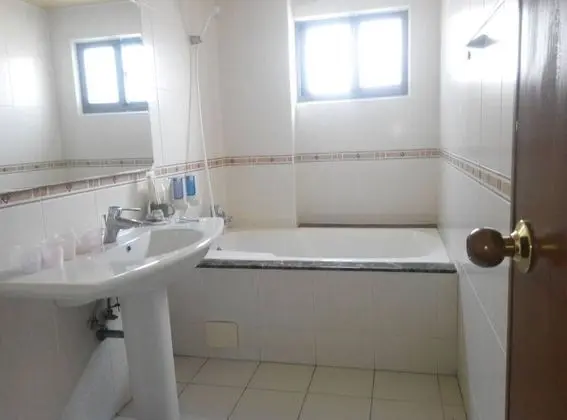 Tek Büyük Yataklı Oda (3F)