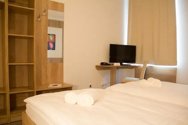 Standard Tek Büyük Yataklı Oda