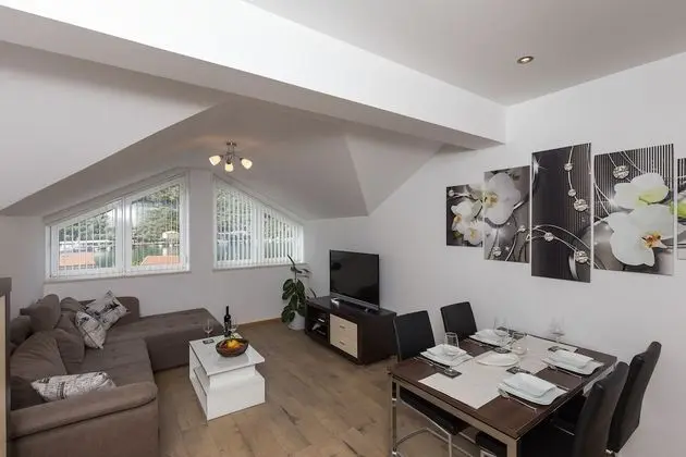 Superior Apart Daire, 2 Yatak Odası, Teras, Deniz Manzaralı