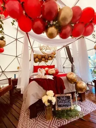 Exclusive Tek Büyük Yataklı Oda