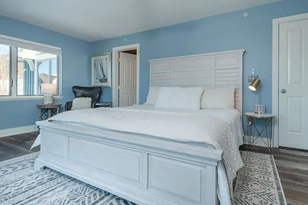 Ev, Birden Çok Yatak, Sıcak Su Havuzu