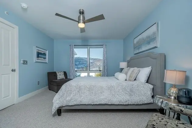 Ev, Birden Çok Yatak, Sıcak Su Havuzu