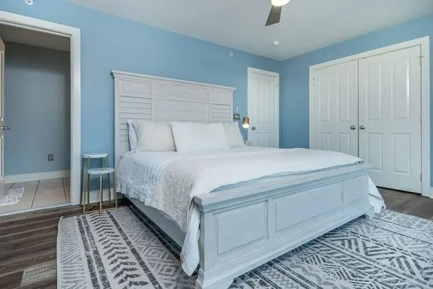 Ev, Birden Çok Yatak, Sıcak Su Havuzu