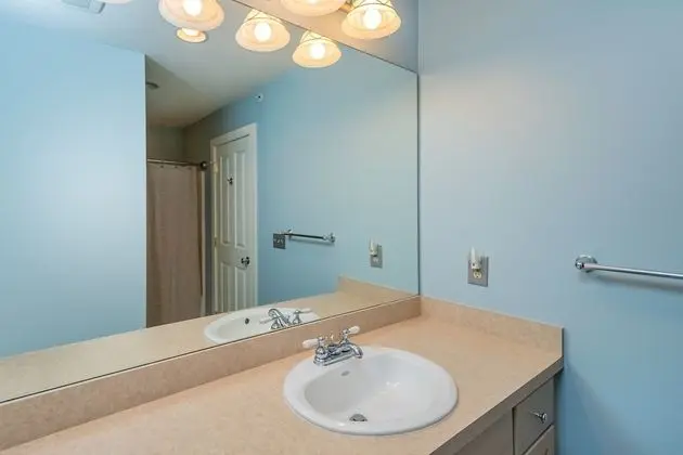 Ev, Birden Çok Yatak, Sıcak Su Havuzu