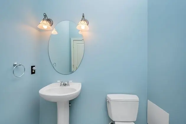 Ev, Birden Çok Yatak, Sıcak Su Havuzu