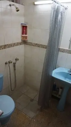 Habitación Business doble, baño compartido, en una planta alta (3)