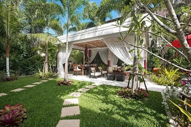 Four Bedrooms Private Pool Villa