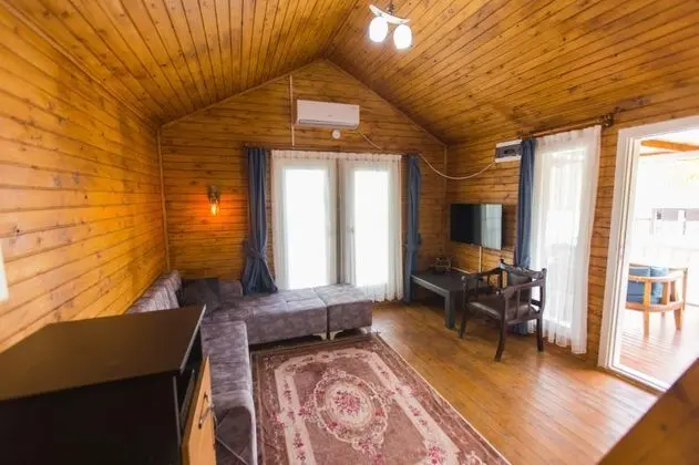 Bungalow 4 Kişilik Oda, Bahçe Manzaralı