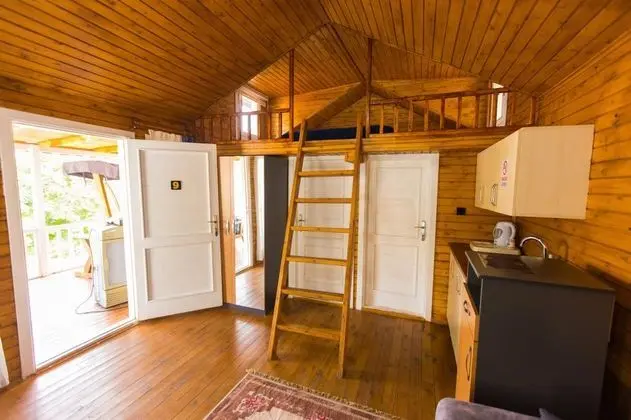 Bungalow 4 Kişilik Oda, Bahçe Manzaralı