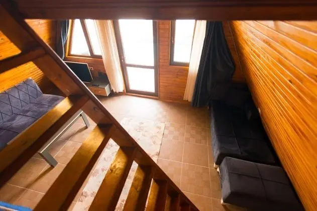 Bungalow, Kara ve Havuz Manzaralı, Havuzlu