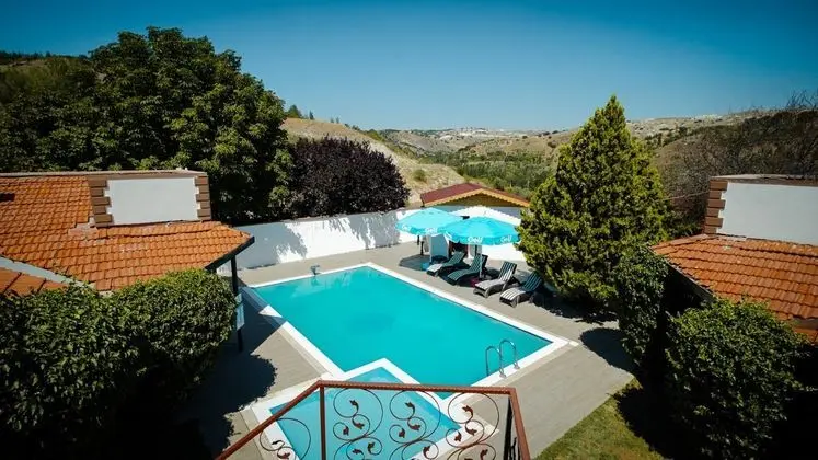 Villa, Havuz Manzaralı, Jakuzili ve Teraslı