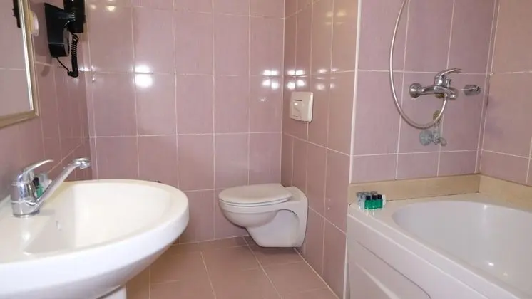 Standart Oda Dağ Manzaralı 3 Kişilik