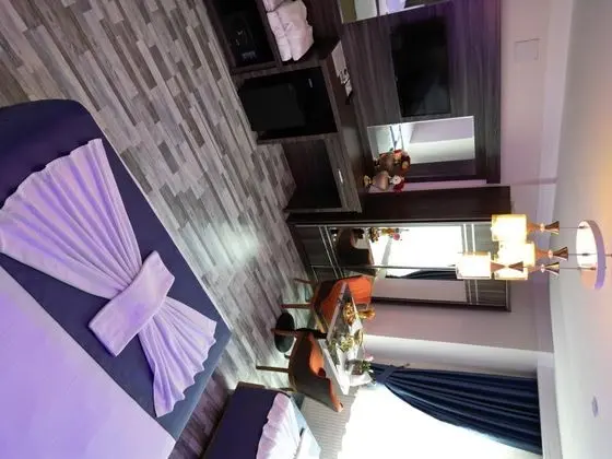 Standart Oda, Şehir Manzaralı