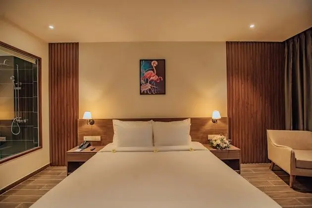 Grand Oda, Havuz Manzaralı