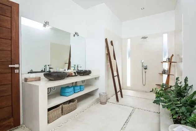 Basic Villa, Birden Çok Yatak