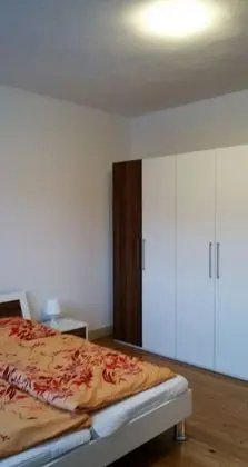 Apart Daire, 2 Yatak Odası, Nehir Manzaralı