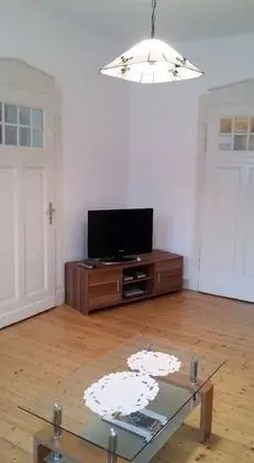 Apart Daire, 2 Yatak Odası, Nehir Manzaralı