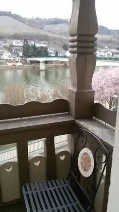 Apart Daire, 3 Yatak Odası, Nehir Manzaralı