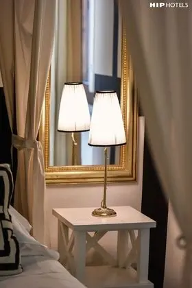 Büyük Yataklı Tek Kişilik Oda