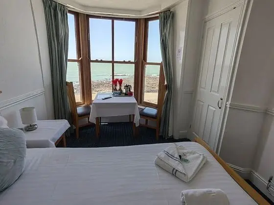 Tek Büyük Yataklı Oda, Deniz Manzaralı