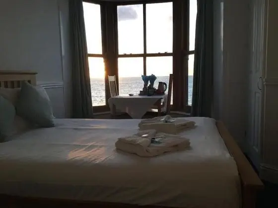 Tek Büyük Yataklı Oda, Deniz Manzaralı