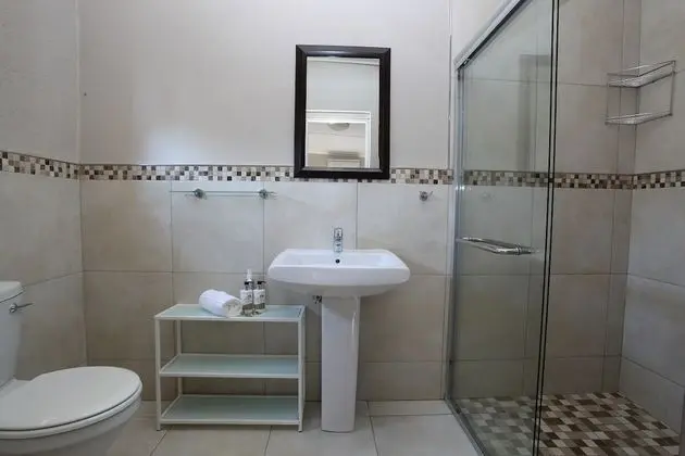 Luxury Tek Büyük Yataklı Oda
