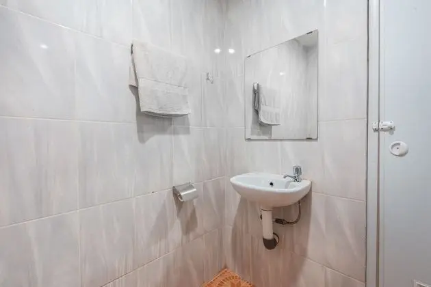 Standard Tek Büyük Yataklı Oda