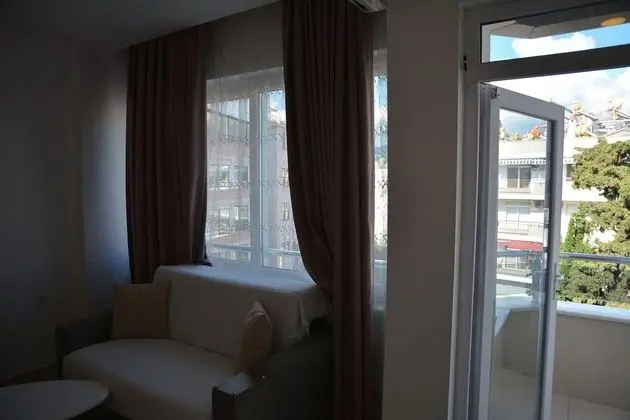 Family Apartment, Balcony