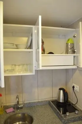 Standard Studio, Kitchenette