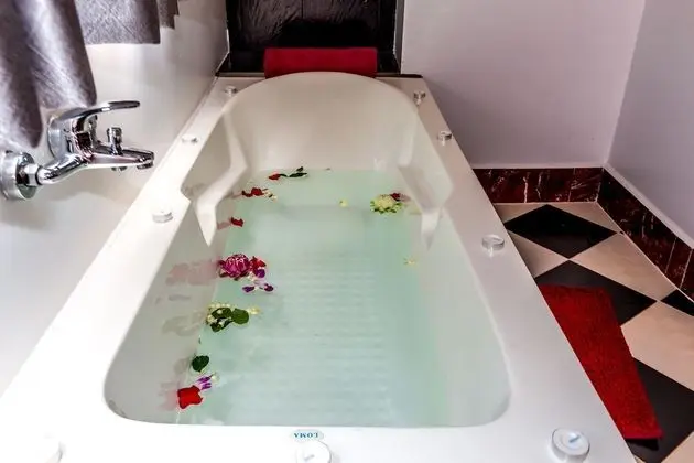 Deluxe İki Ayrı Yataklı Oda