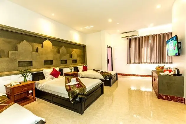 Deluxe Üç Kişilik Oda