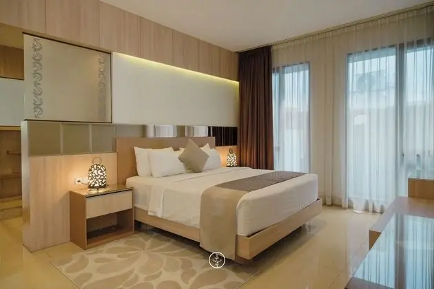 Family Villa, 6 Yatak Odası, Kişiye Özel Havuzlu