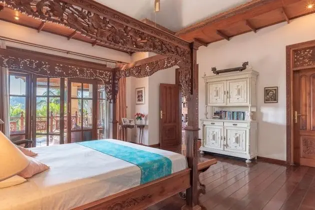 Deluxe Villa