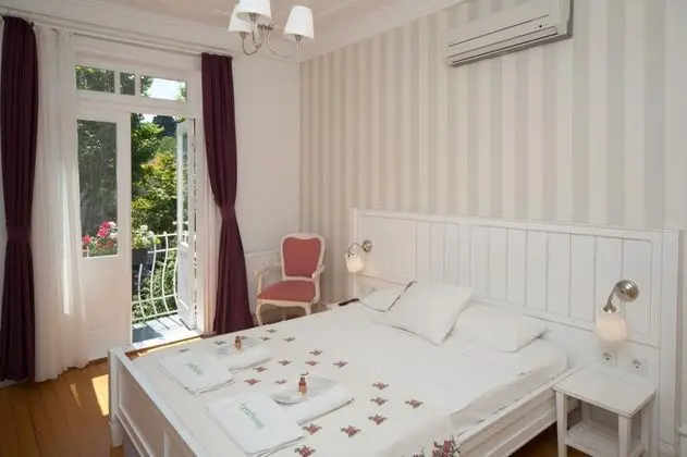 Standart Oda, Şehir Manzaralı, Balkonlu