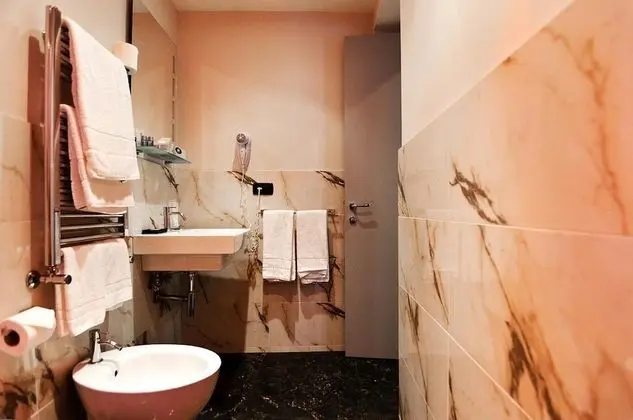 Tek Büyük veya İki Ayrı Yataklı Oda