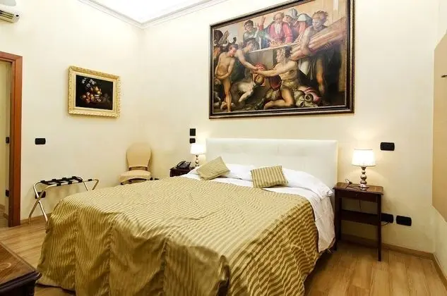 Tek Büyük Yataklı Oda, Ek Bina