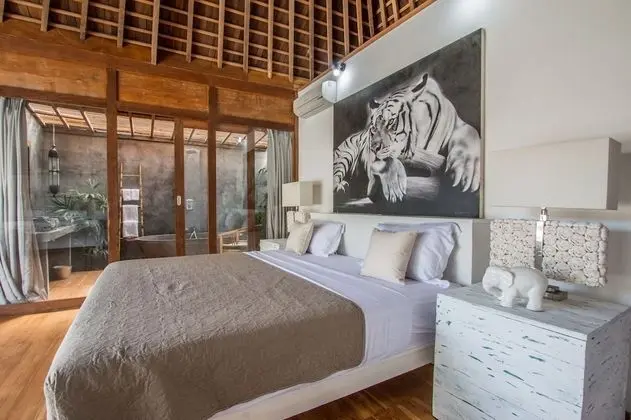 Superior Villa