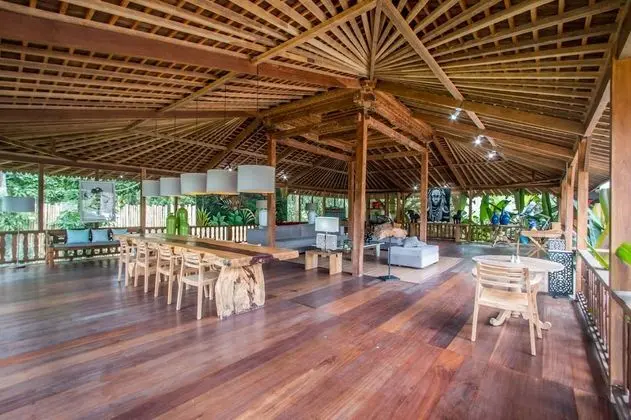 Superior Villa