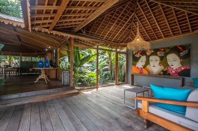 Superior Villa
